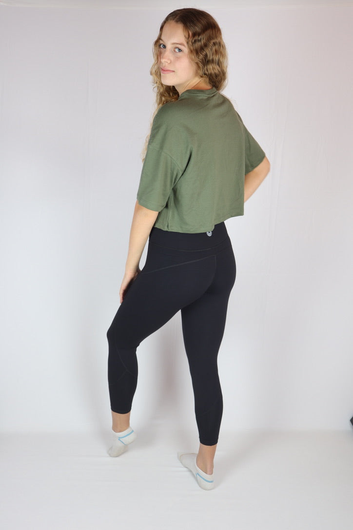 React Leggings (Midnight) with Pockets Peak Athleisure